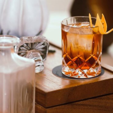 Szklanki do whisky w niejednej odsłonie
