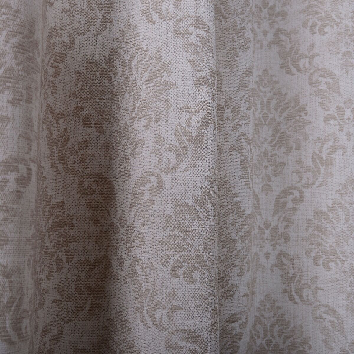 Curtain on tape 135x270cm unlined
