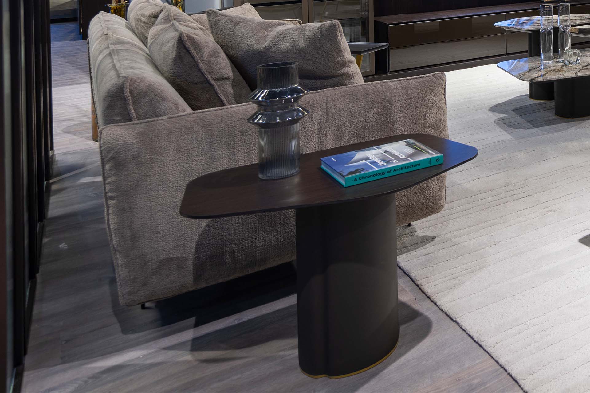 Stolik pomocniczy Moria