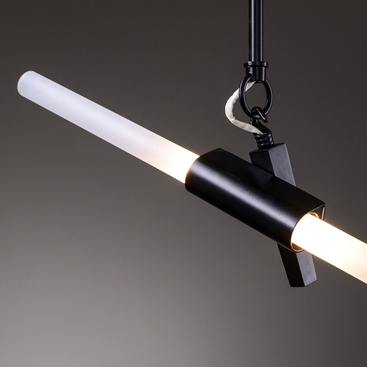 Minimalist black pendant lamp Ultra I