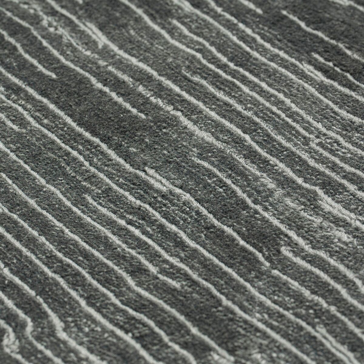 Hand-woven carpet green Celia