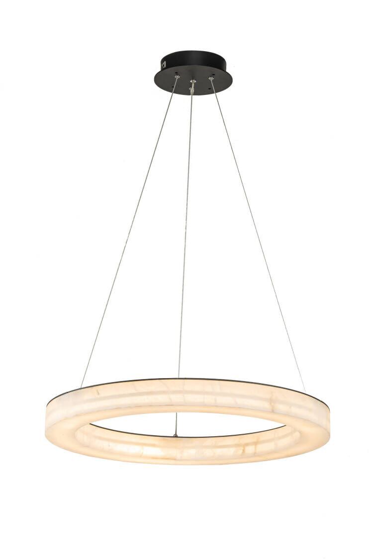 Lampa wisząca wykonana z alabastru i metalu