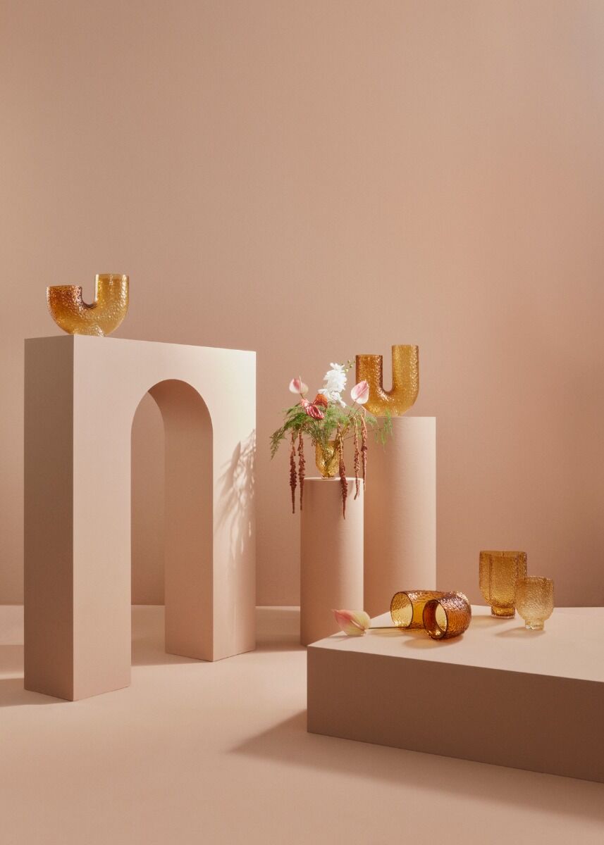 Arura Low Amber Vase