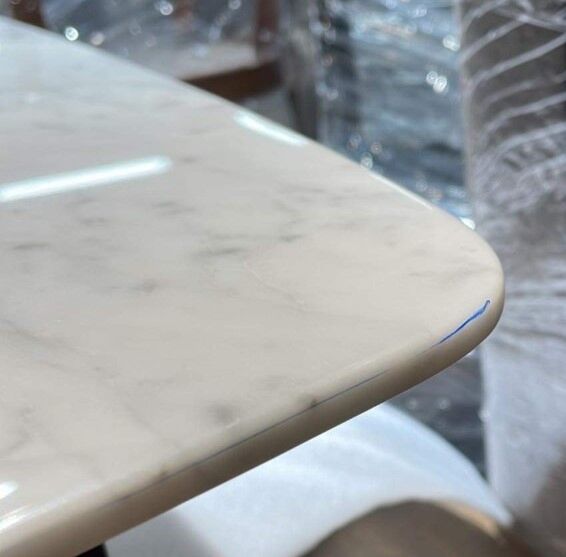 Arezzo White Table - DAMAGED