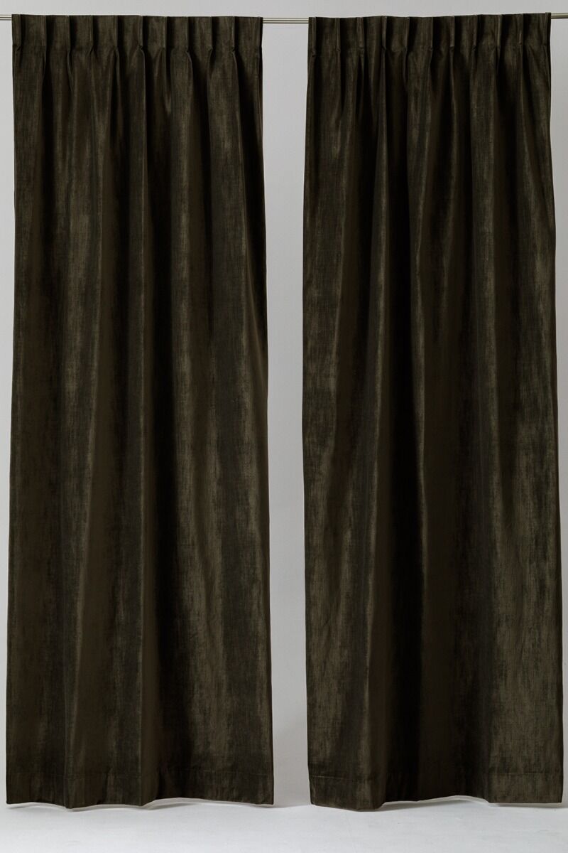 Metis curtain set