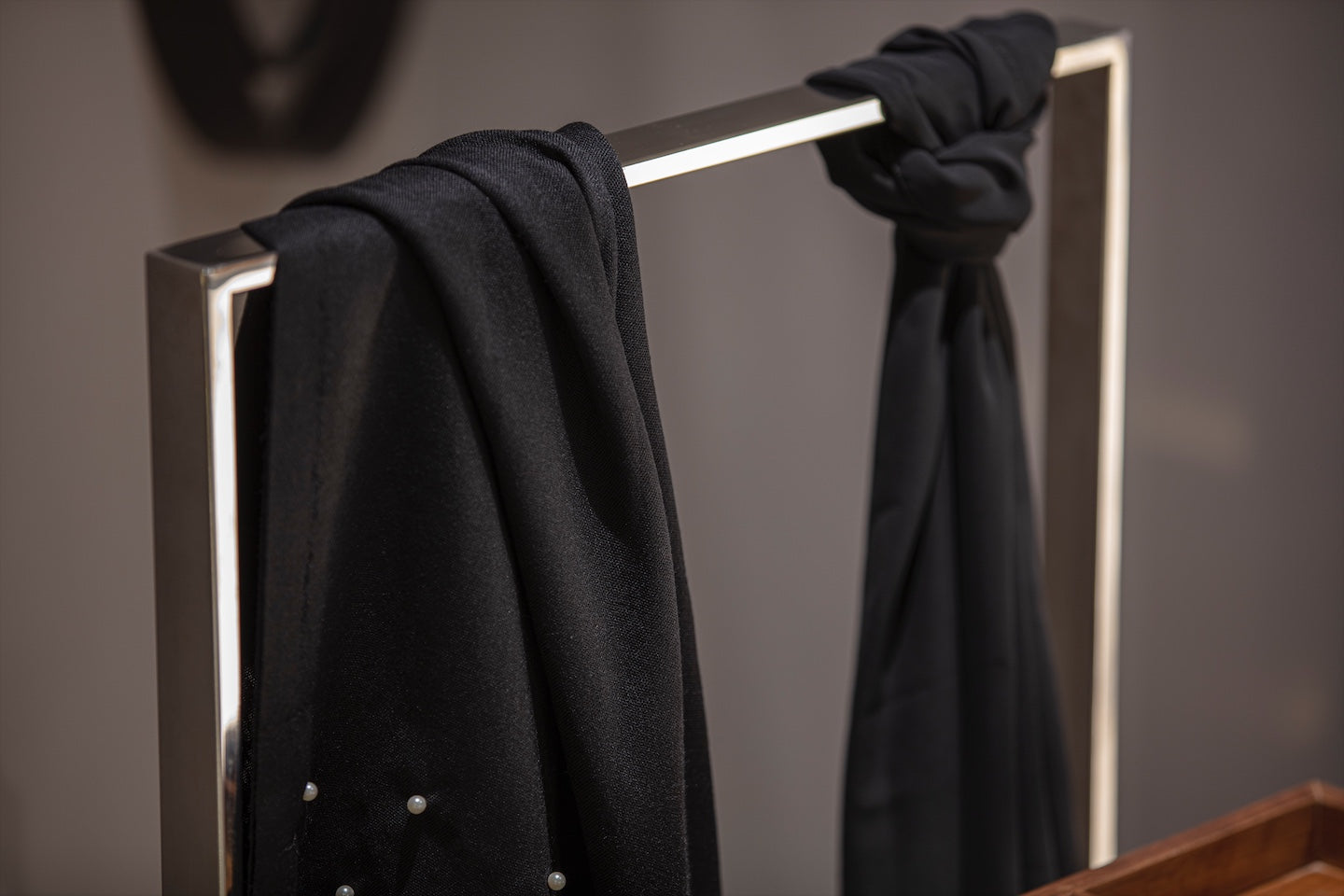 Ginko wardrobe stand