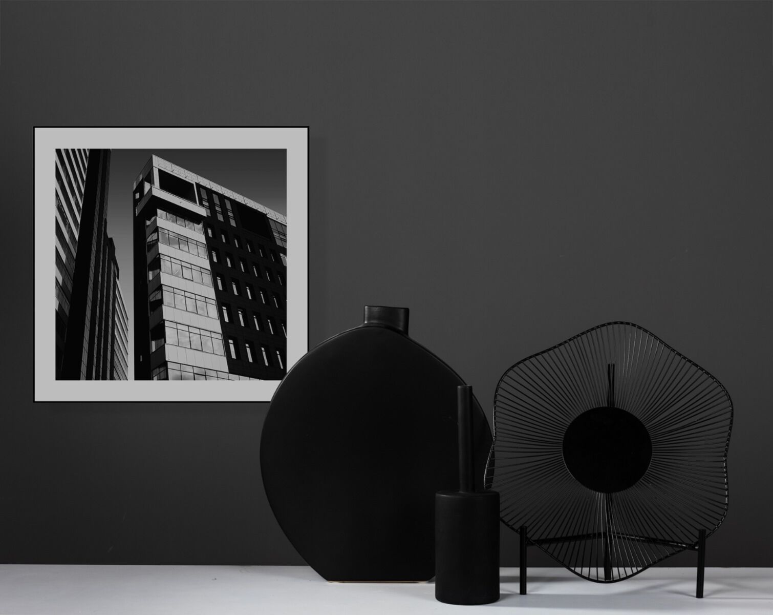 Wazon Malaga black