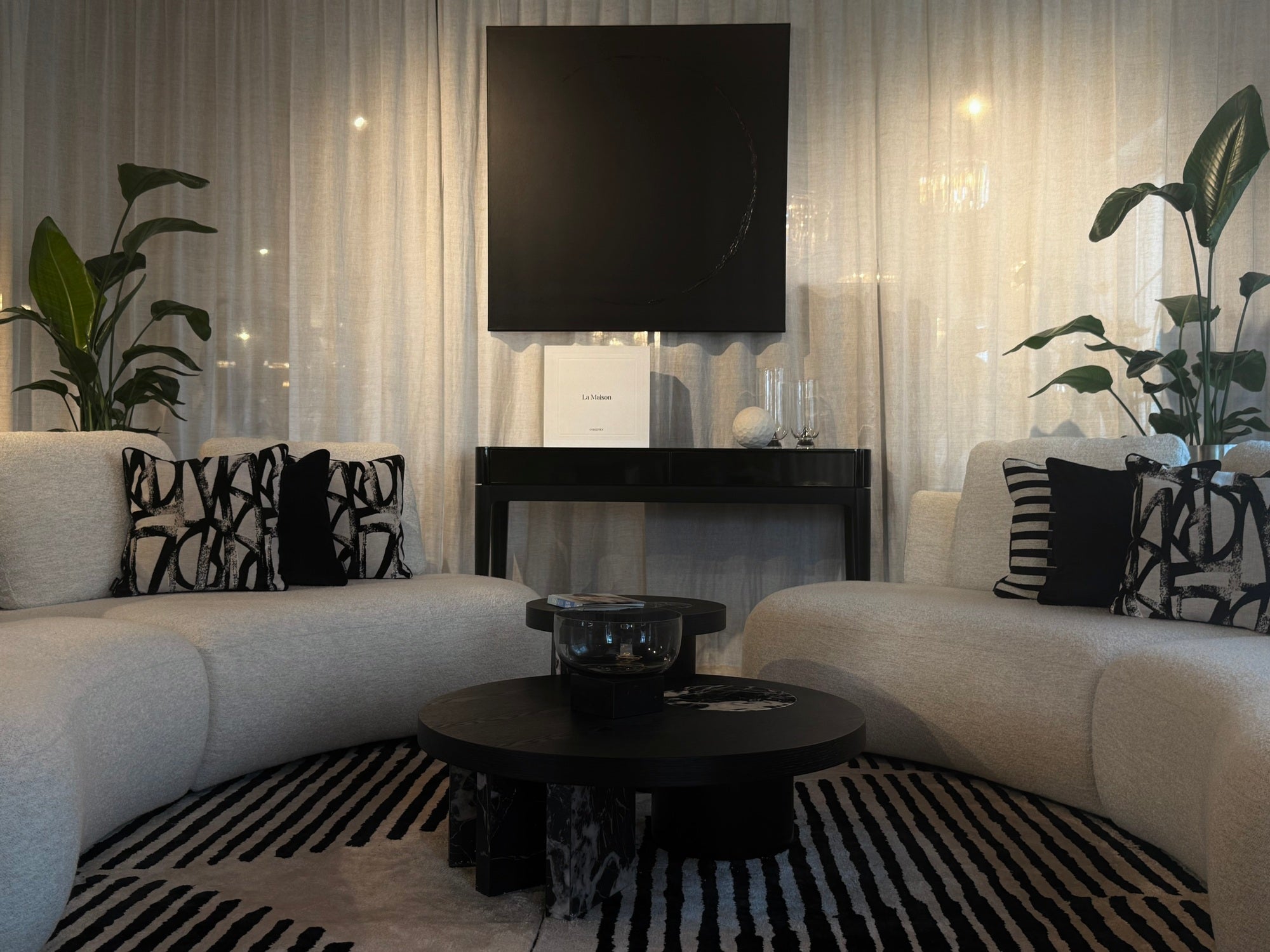 Poduszka Trocadero Black 45 x 45