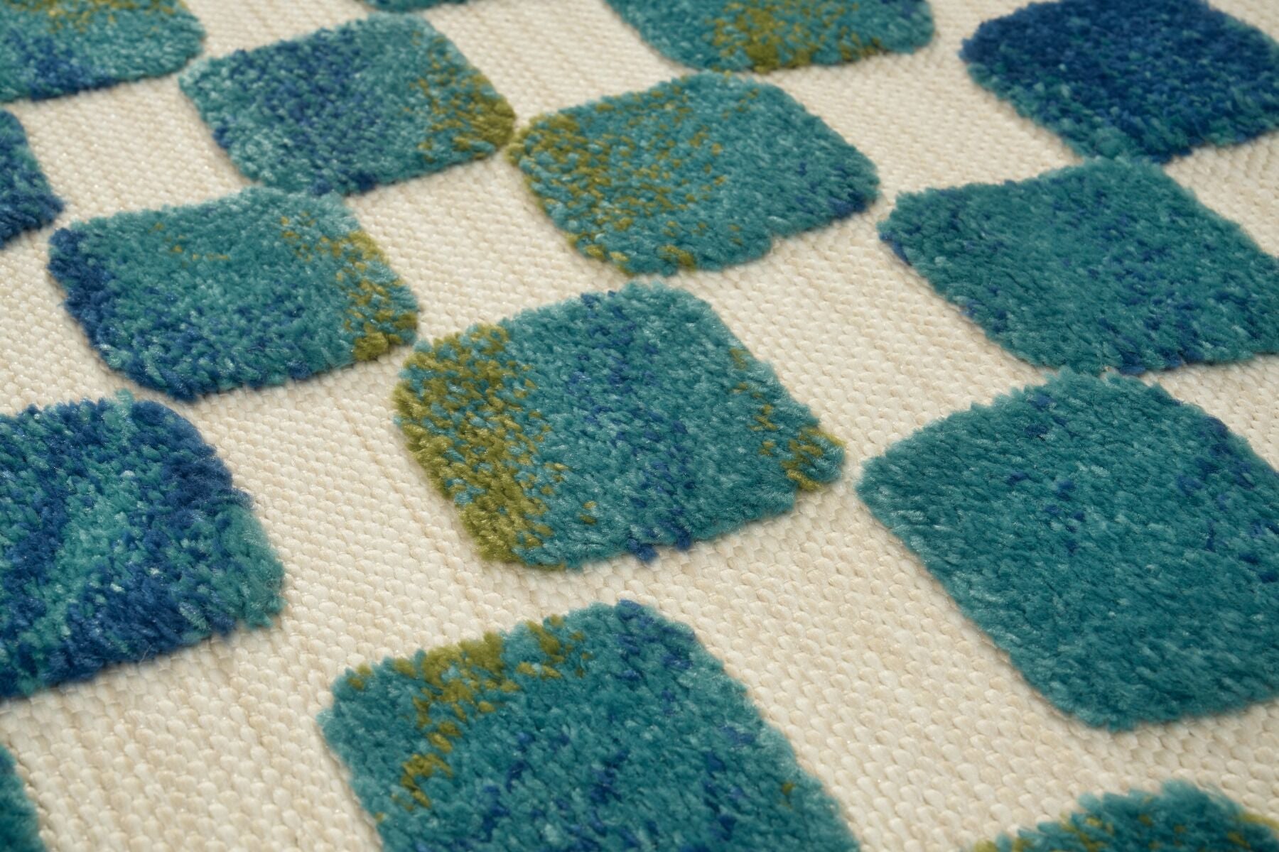 Calma outdoor carpet