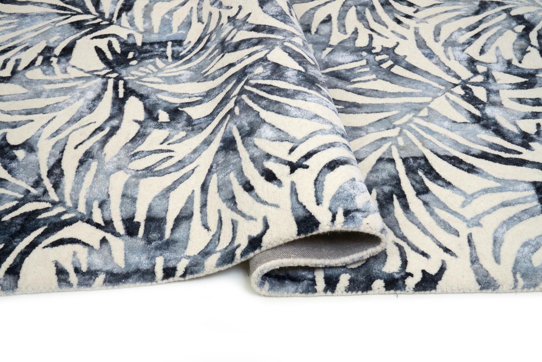 Botanica Blue Hand-Knotted Rug
