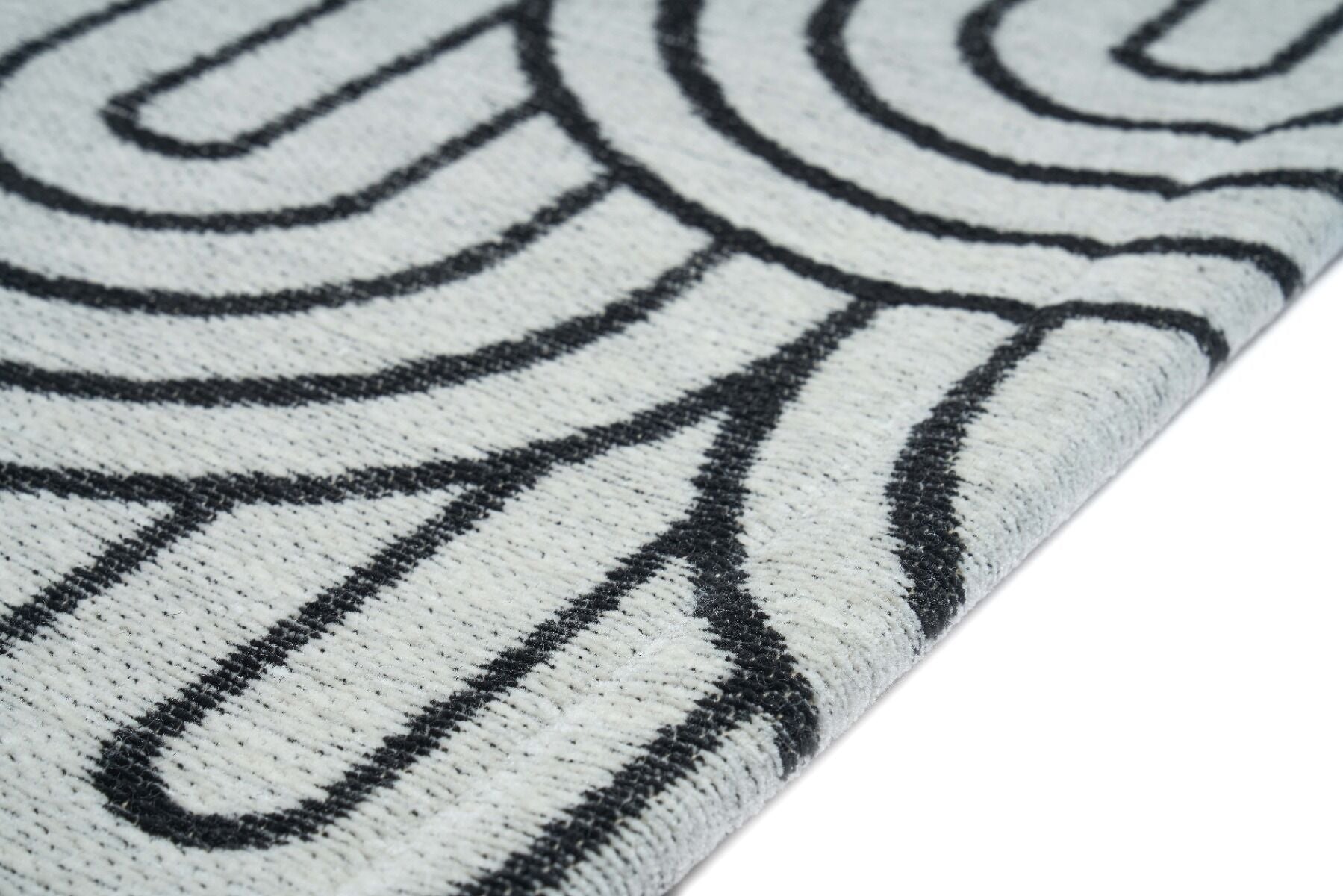 Arco Black Rug