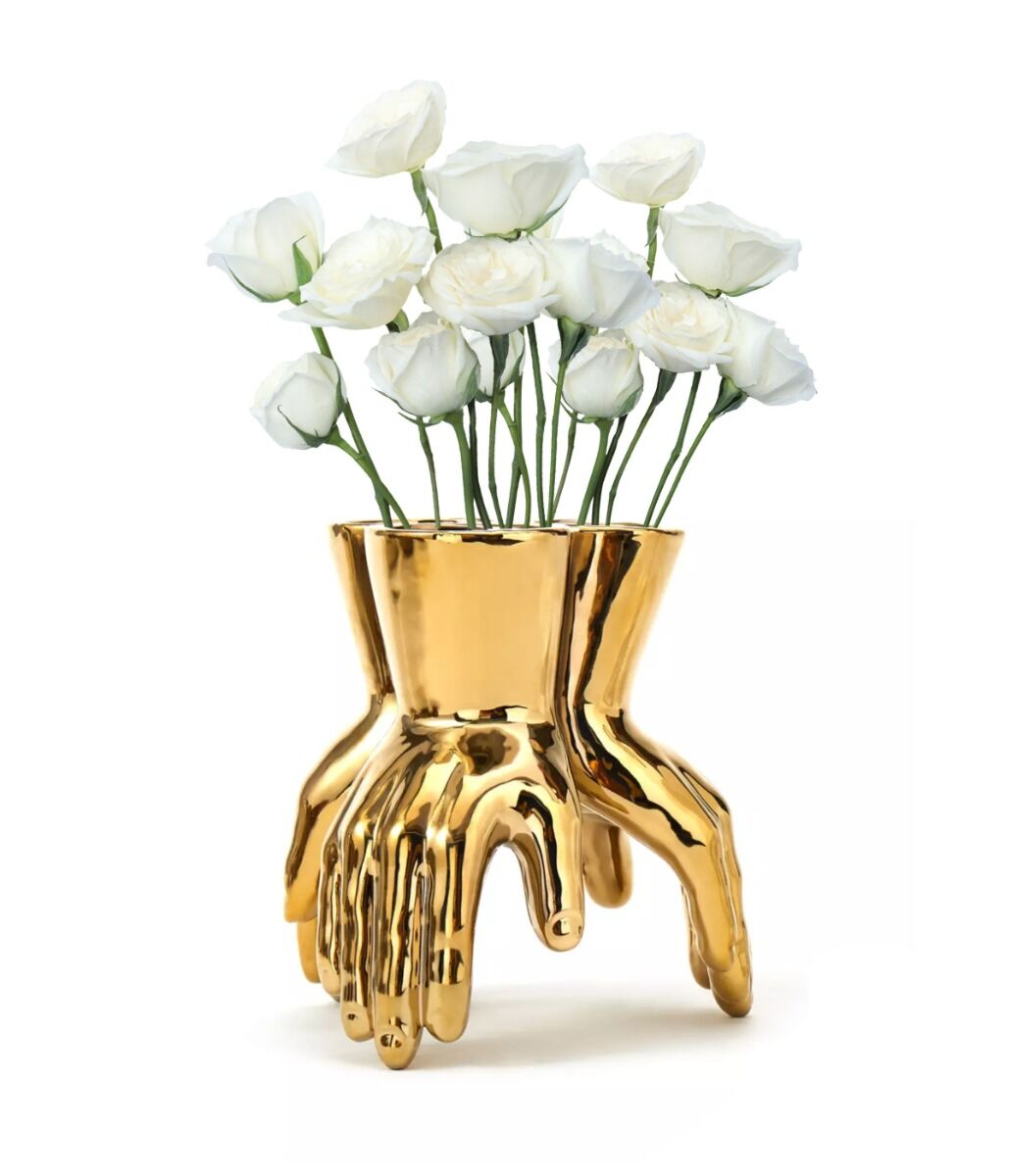 Wazon Gold Hands