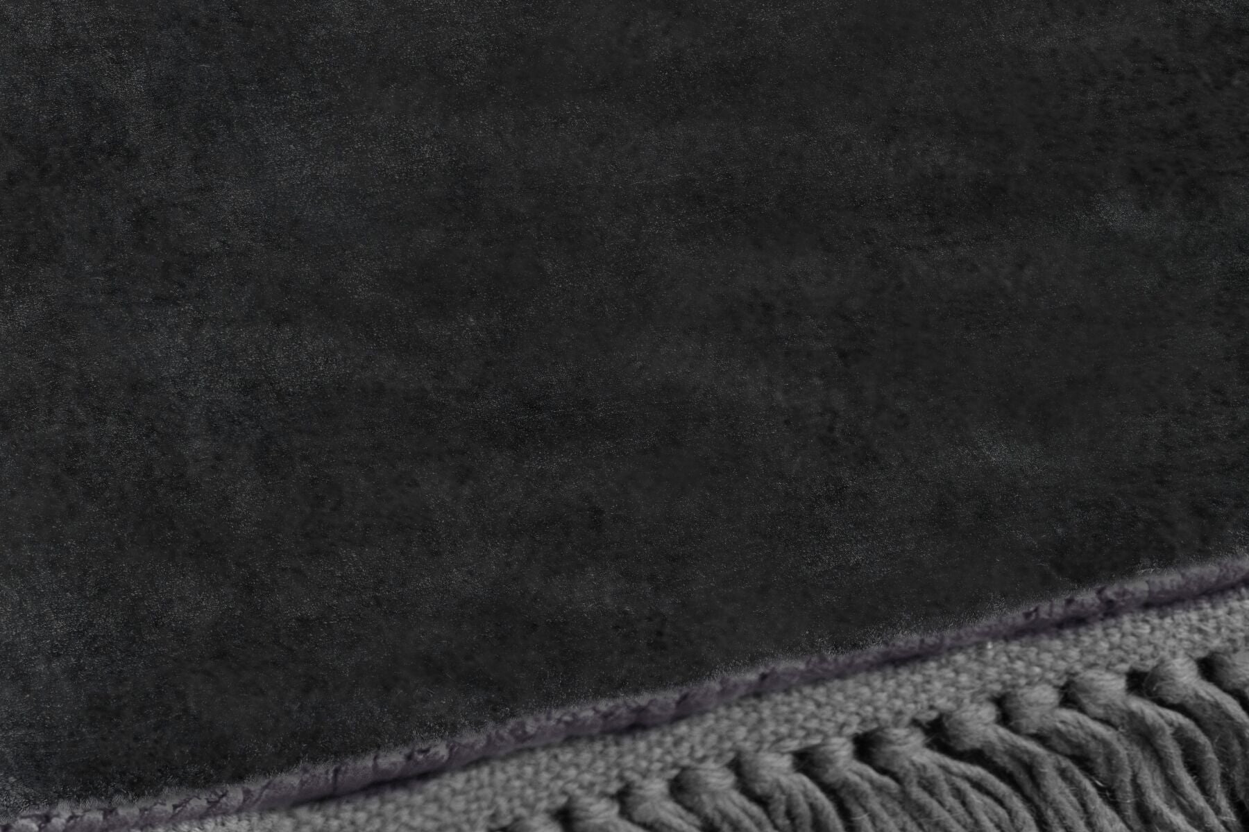 Hand-woven navy blue modern Luna rug