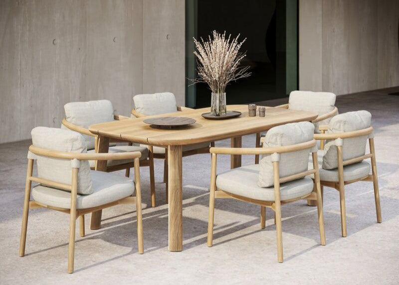 Lyora M Dining Table 