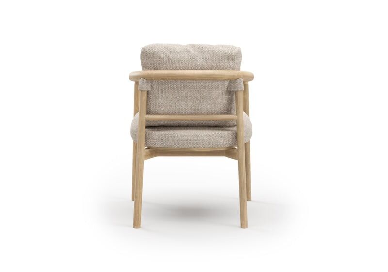 Lyora Chair 