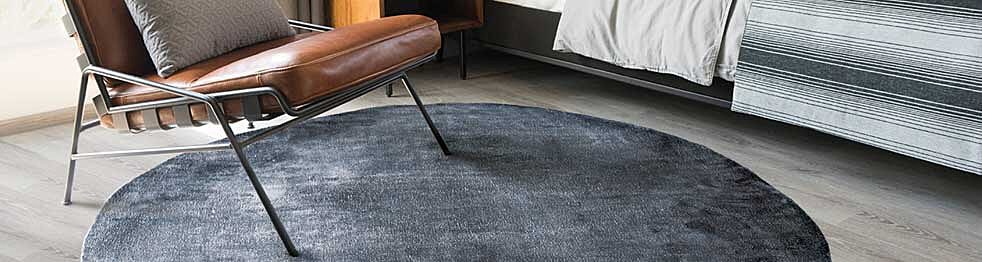 Jak wybrać idealny dywan do salonu?  